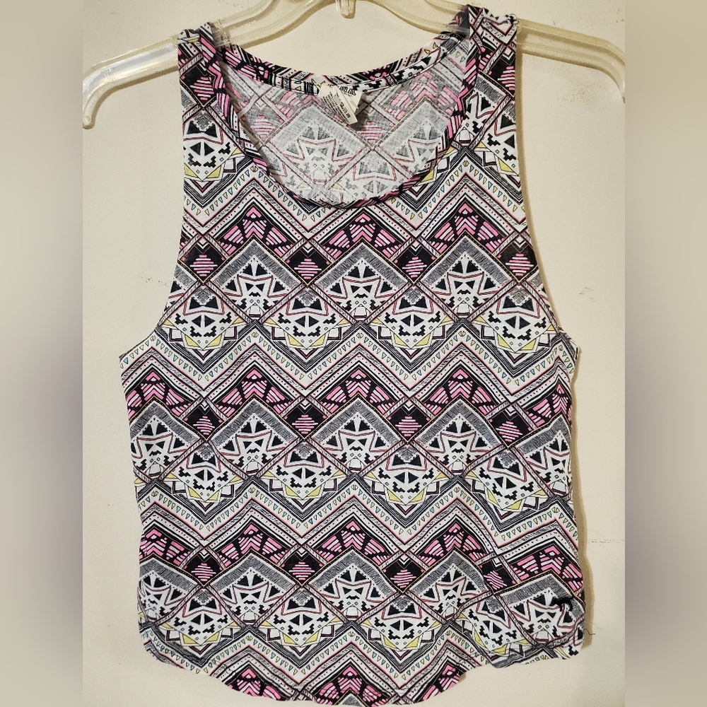Y2K PINK Victoria’s Secret Aztec Tribal Print Tank Top Pink Black White